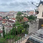 Deniz Manzarali Genis Konforlu Daire